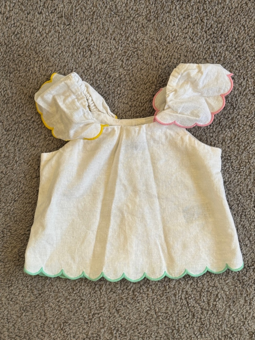 Old Navy White Tank Top with Pink, Yellow and Green Scallop Trim - 3T